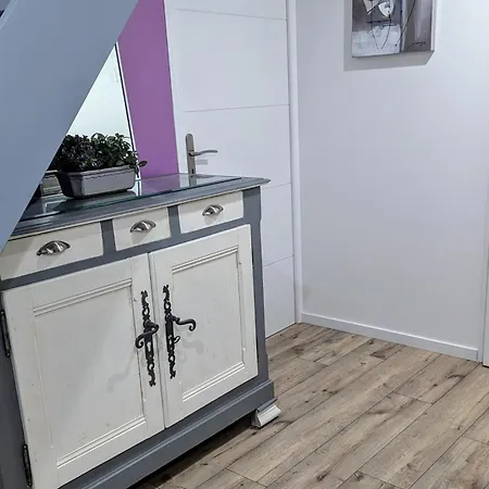 Domaine De La Griffe-maison Mitoyenne Cou *